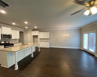 2615 Morgan Place Drive - Photo Thumbnail 8
