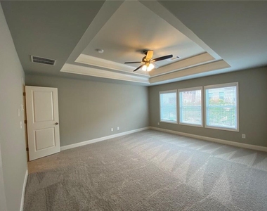 2615 Morgan Place Drive - Photo Thumbnail 17