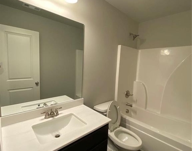 2615 Morgan Place Drive - Photo Thumbnail 19