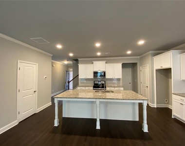 2615 Morgan Place Drive - Photo Thumbnail 6