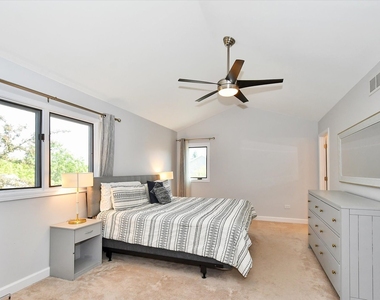 17323 Lakebrook Drive - Photo Thumbnail 13