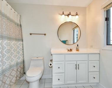 17323 Lakebrook Drive - Photo Thumbnail 19