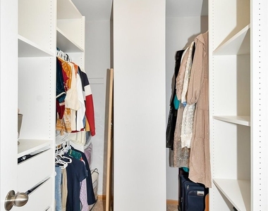 17323 Lakebrook Drive - Photo Thumbnail 18