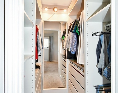 17323 Lakebrook Drive - Photo Thumbnail 15