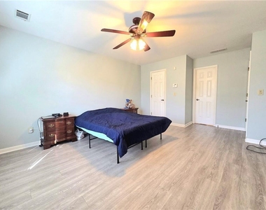 1426 Cambridge Common - Photo Thumbnail 7