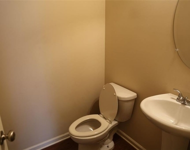 2654 Sardis Chase Ct - Photo Thumbnail 4