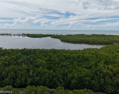 5550 Heron Point Drive - Photo Thumbnail 25