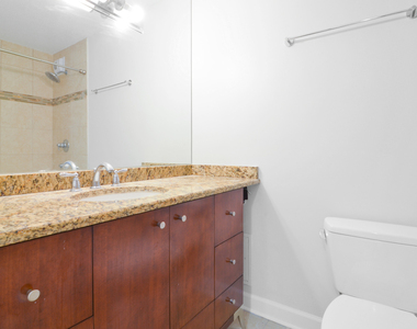 405 N Wabash Avenue - Photo Thumbnail 9