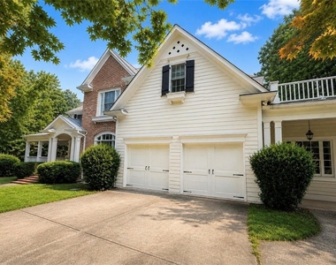 3235 Bentwood Close - Photo Thumbnail 1