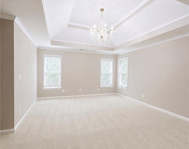 3235 Bentwood Close - Photo Thumbnail 24