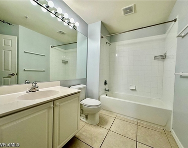 1164 Oxford Lane - Photo Thumbnail 23