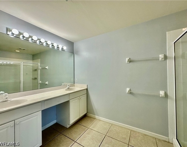 1164 Oxford Lane - Photo Thumbnail 20