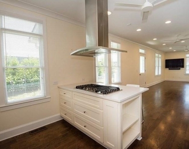 37 Waverly Way Ne - Photo Thumbnail 7