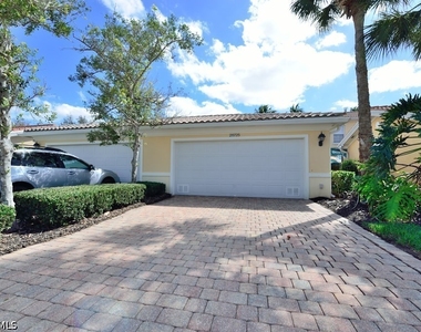 28725 Alessandria Circle - Photo Thumbnail 16