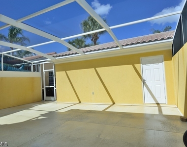 28725 Alessandria Circle - Photo Thumbnail 2