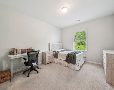 7455 Easton Valley Lane - Photo Thumbnail 30