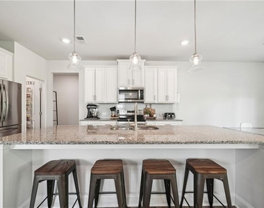 7455 Easton Valley Lane - Photo Thumbnail 15