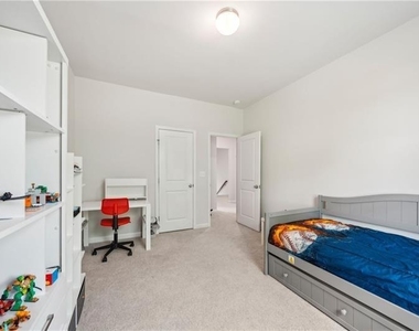 7455 Easton Valley Lane - Photo Thumbnail 33