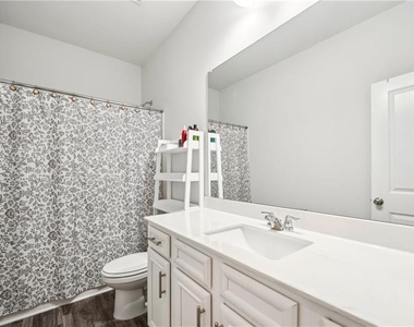 7455 Easton Valley Lane - Photo Thumbnail 34