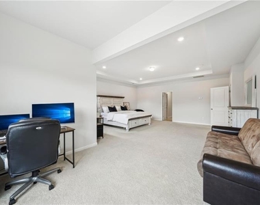 7455 Easton Valley Lane - Photo Thumbnail 24