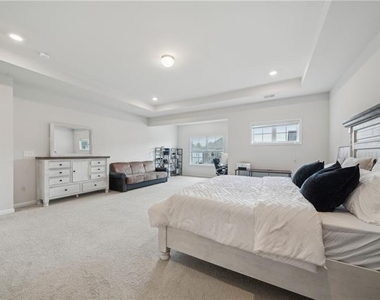 7455 Easton Valley Lane - Photo Thumbnail 25