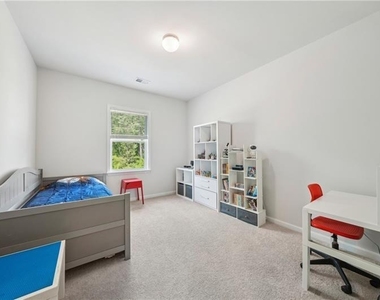 7455 Easton Valley Lane - Photo Thumbnail 32