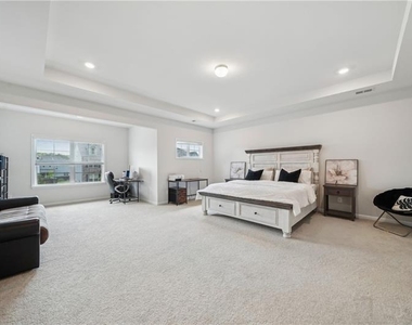 7455 Easton Valley Lane - Photo Thumbnail 23