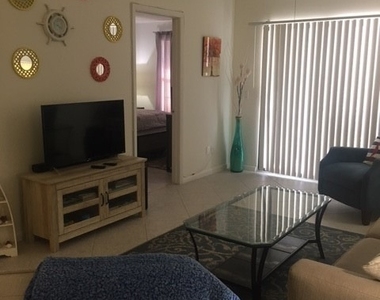489 Tallwood Street - Photo Thumbnail 2