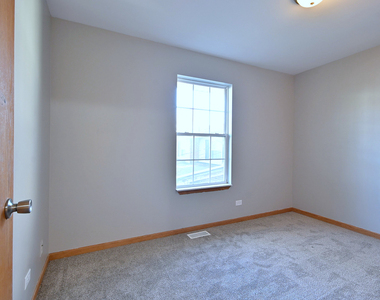 19 E Pineview Drive - Photo Thumbnail 21