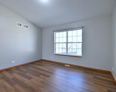 19 E Pineview Drive - Photo Thumbnail 12