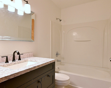 19 E Pineview Drive - Photo Thumbnail 28