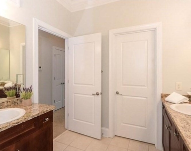 426 Bill Kennedy Way Se - Photo Thumbnail 16