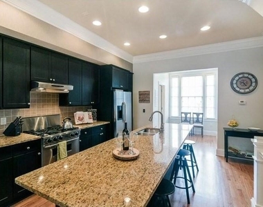 426 Bill Kennedy Way Se - Photo Thumbnail 5