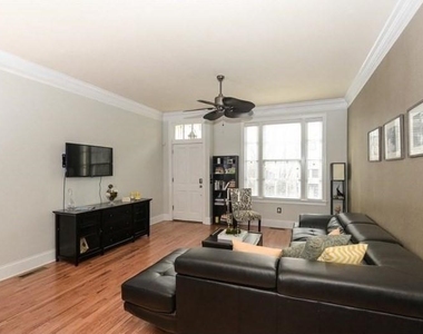 426 Bill Kennedy Way Se - Photo Thumbnail 11