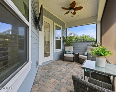 429 Pelican Pointe Road - Photo Thumbnail 21