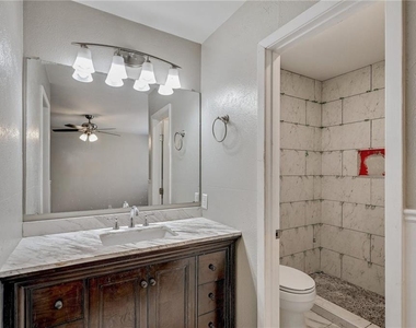 906 Cactus Dr - Photo Thumbnail 19