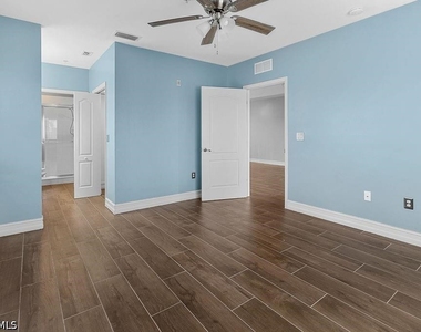 7827 Regal Heron Circle - Photo Thumbnail 13