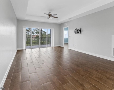 7827 Regal Heron Circle - Photo Thumbnail 3