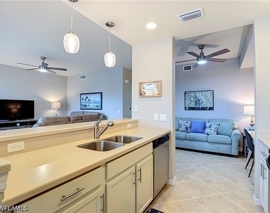 10321 Heritage Bay Boulevard - Photo Thumbnail 18