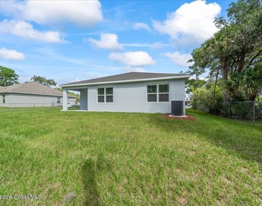 566 Rembrandt Street Se - Photo Thumbnail 28