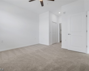 5715 Double Eagle Circle - Photo Thumbnail 15