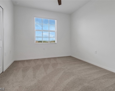 5715 Double Eagle Circle - Photo Thumbnail 22