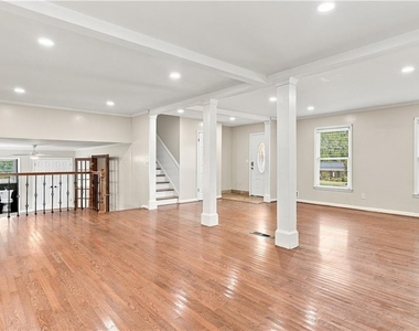 6776 Tilton Lane - Photo Thumbnail 2