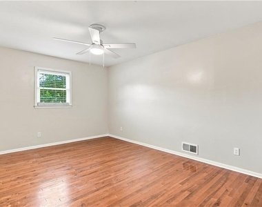 6776 Tilton Lane - Photo Thumbnail 24