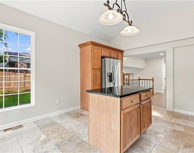 6776 Tilton Lane - Photo Thumbnail 8