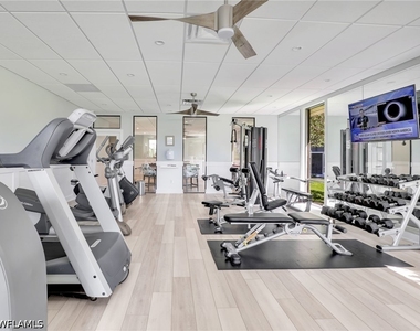 555 Park Shore Drive - Photo Thumbnail 23