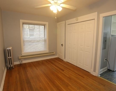 3263 W Wrightwood Avenue - Photo Thumbnail 6