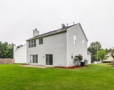 11745 Bentham Court - Photo Thumbnail 18