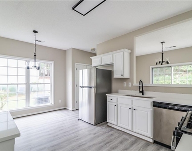 11745 Bentham Court - Photo Thumbnail 6
