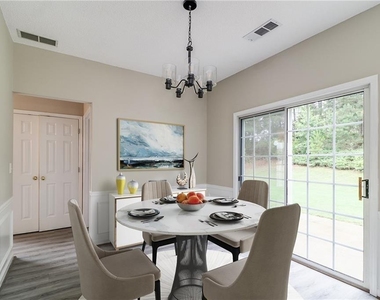 11745 Bentham Court - Photo Thumbnail 4